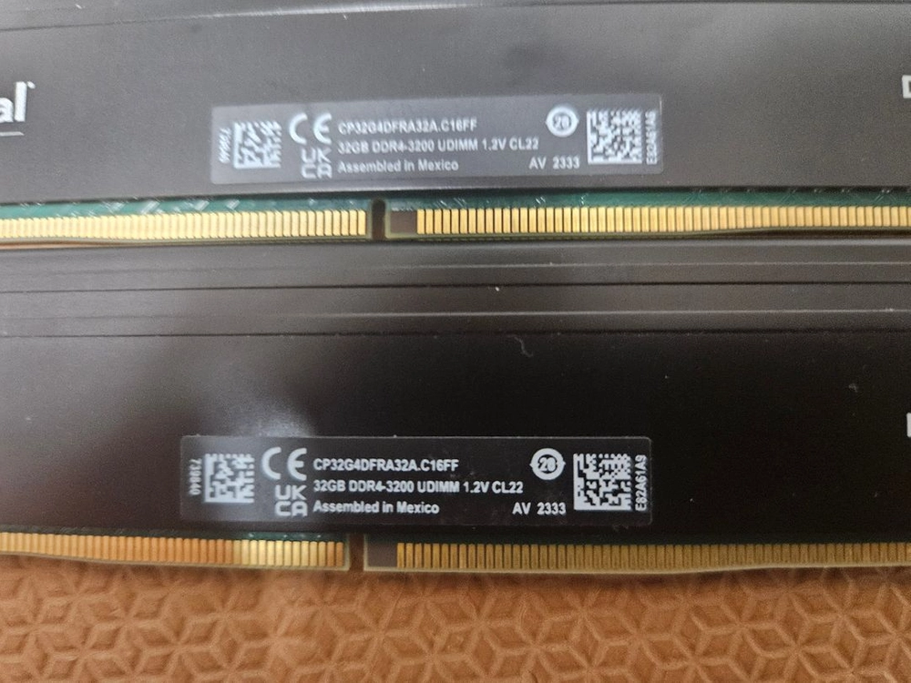 CRUCIAL DDR4 3200 64GB (32GBX2) 팝니다 이미지