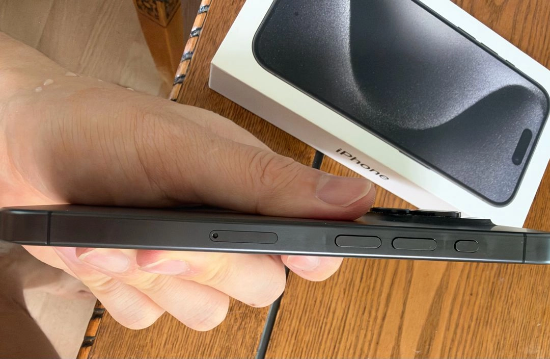 아이폰 15프로 128gb 블랙 이미지