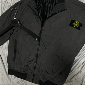 [xxl] 25ss 스톤아일랜드 크링클랩스 바람막이 자켓 차콜 이미지