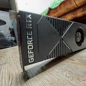 고성능 게이밍을 위한 NVIDIA GeForce RTX2080 그래픽카드 전주시 이미지