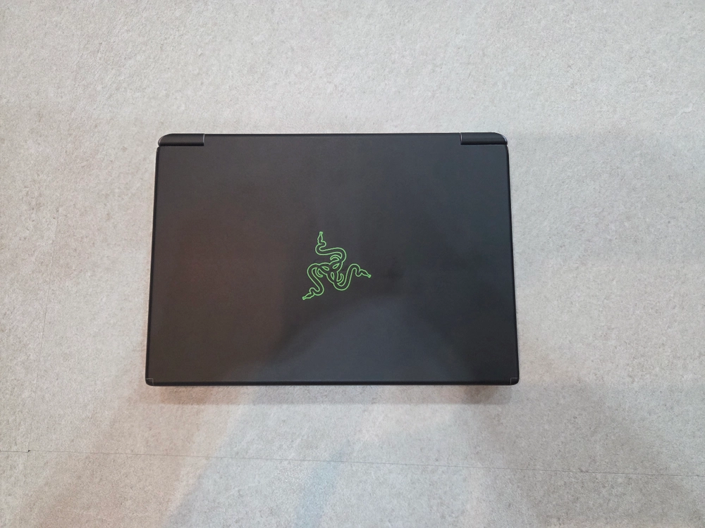 gpd winmax2 2024 8840u 64g 2tb 이미지