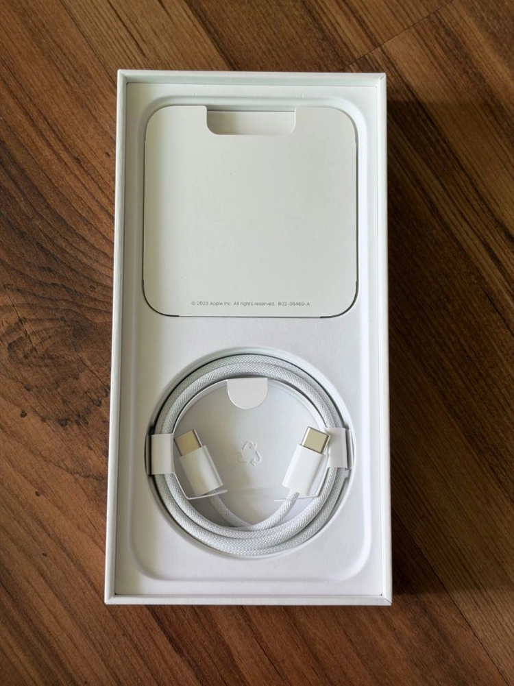 아이폰 15프로맥스 256GB 내추럴티타늄 리퍼폰 이미지