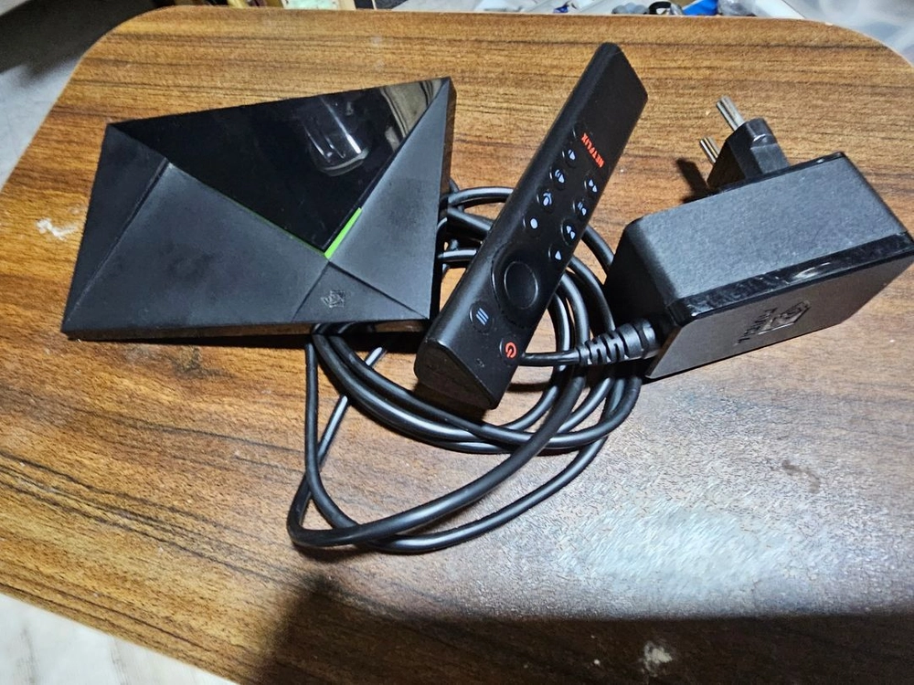 Nvidia Shield TV Pro 엔비디아 쉴드 - 안심되는 중고거래