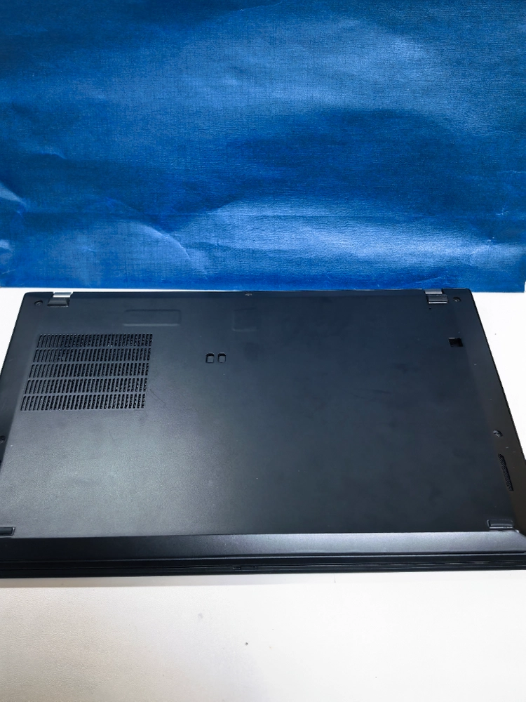 레노버 씽크패드 T490s 노트북 판매합니다 이미지