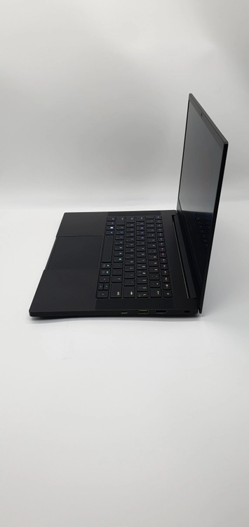 [최저가]Razer 14인치 게이밍노트북(6900HX/3070Ti/1TB/QHD) 이미지