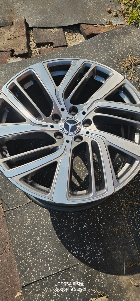 w213 e220d 단품1개입니다 이미지
