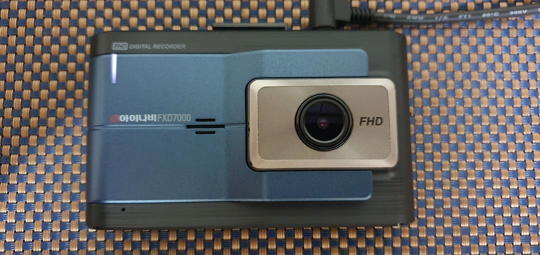 아이나비 FXD7000 블랙박스(32GB,GPS포함) 이미지