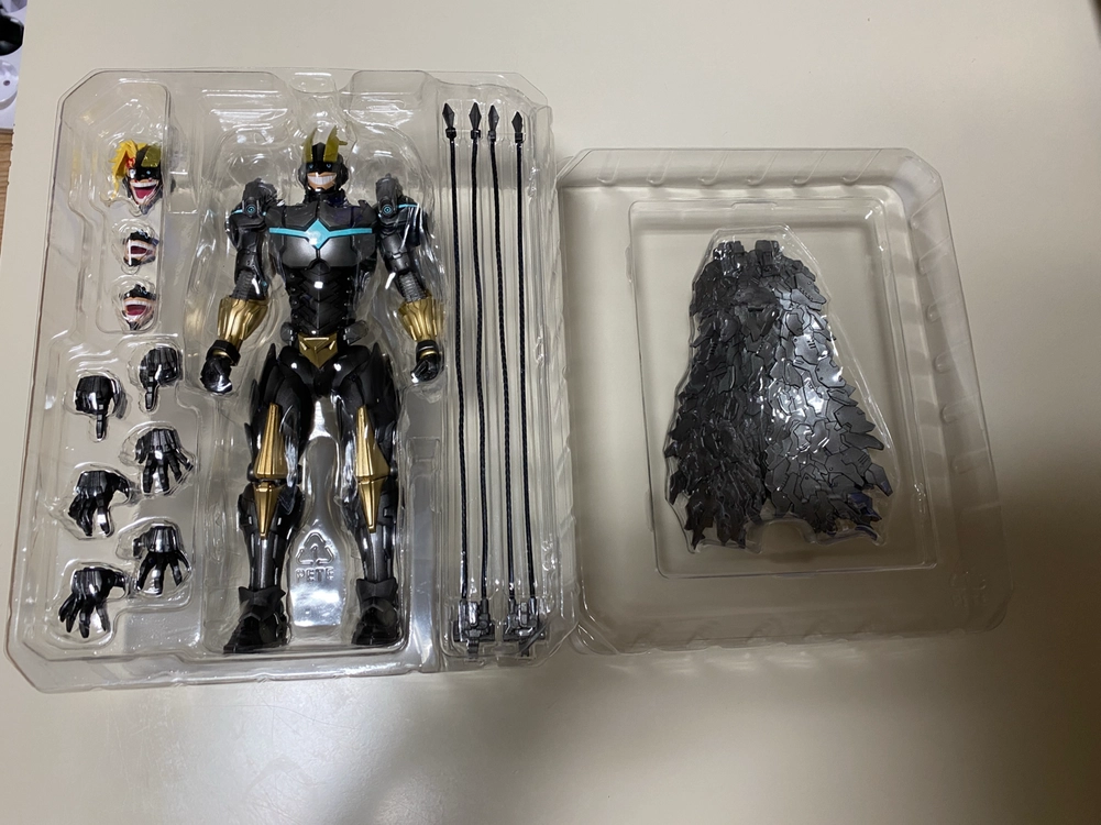 shf 나히아 바쿠고 가츠키,아머드올마이트 개봉 전시품 팝니다 이미지