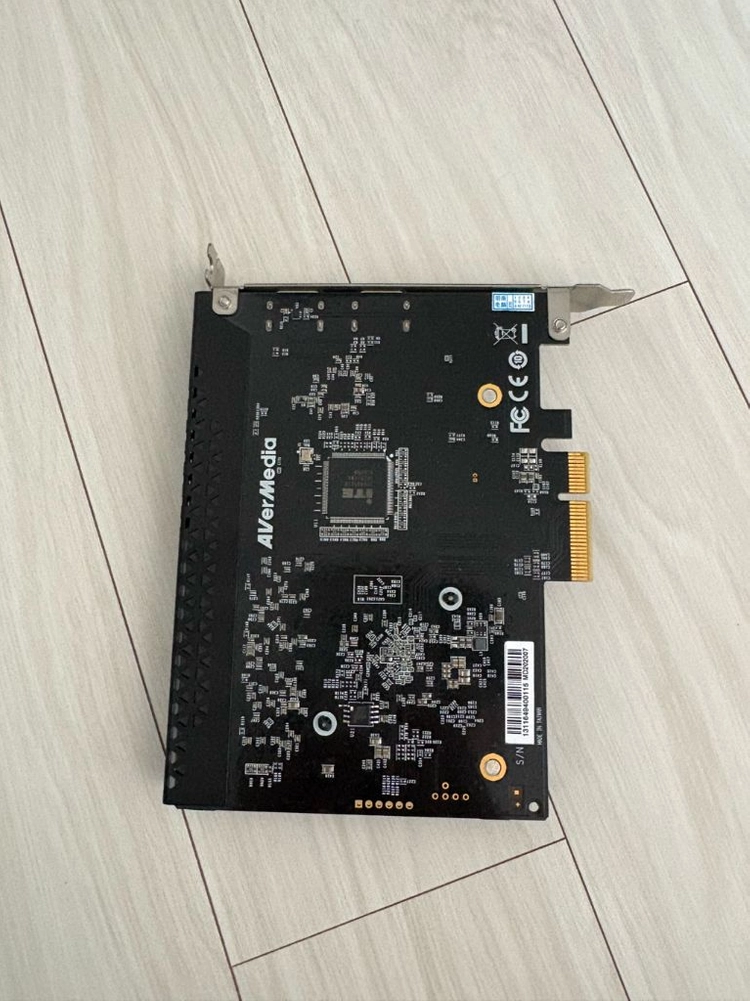 에버미디어 라이브 게이머 4K GC573 캡처보드 이미지