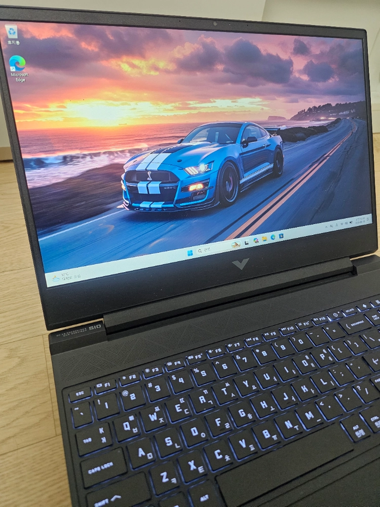 HP Victus 15 RTX 4050 게이밍 노트북 이미지