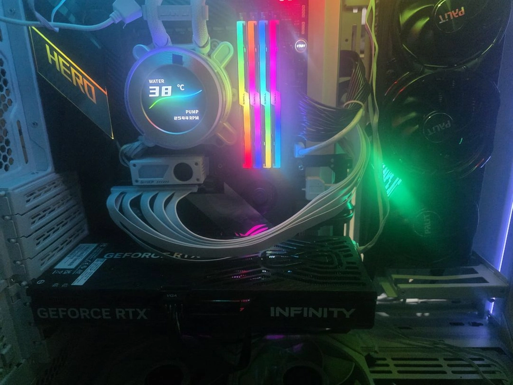 CPU 5950x와 메인보드 ASUS ROG CROSSHAIR VIII HERO (Wi-Fi) 아이보라 팝니다 - 안심되는 중고거래
