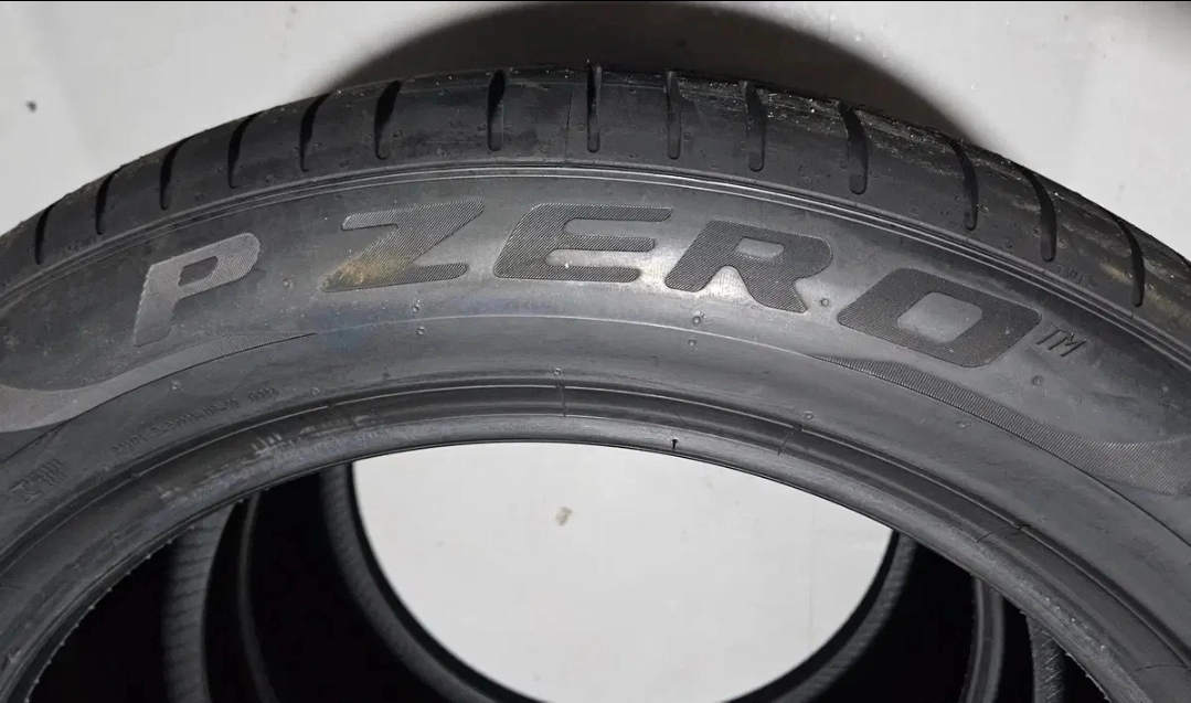 피렐리 피제로 275/45R20 이미지