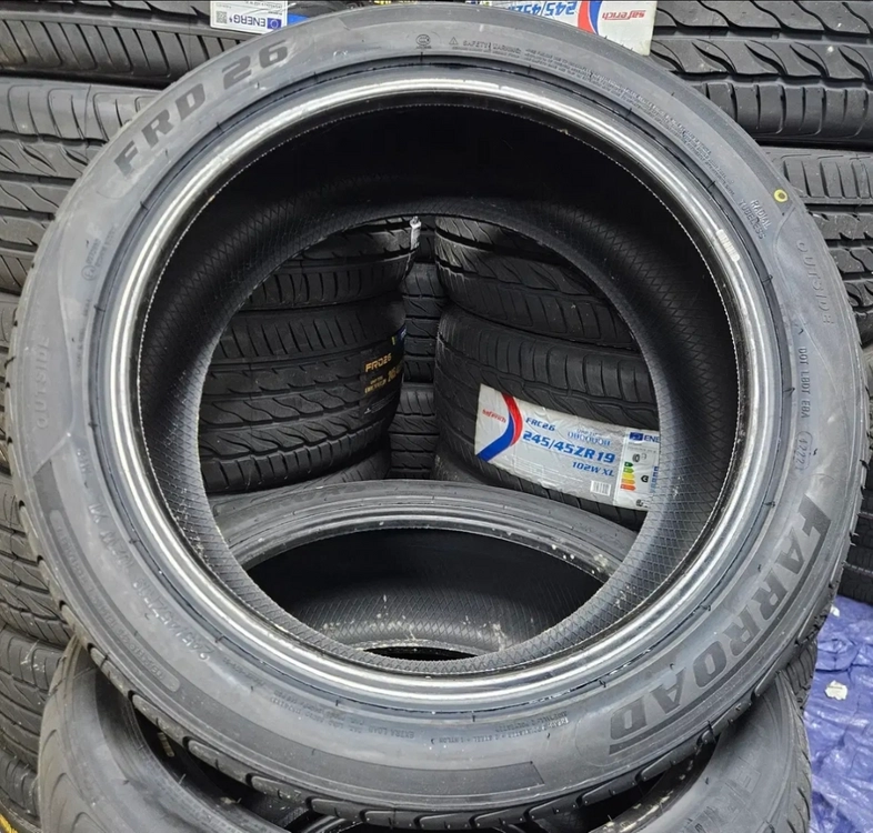 파로도 FD26 245/45ZR19 2454519 이미지