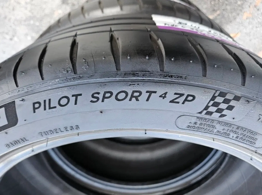 미쉐린 파일럿 스포츠4 ZP 225 45R 18 AA급4본세트 중고판매 이미지