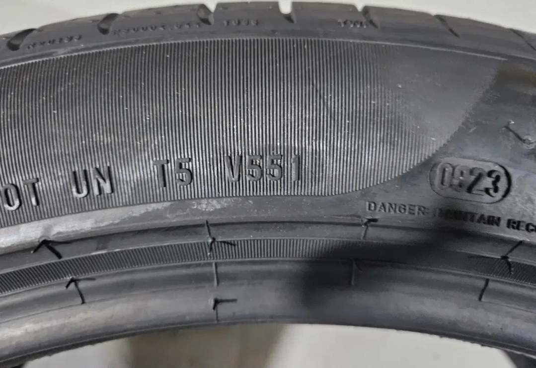 피렐리 피제로 올시즌타이어 255/45R19 2554519 이미지