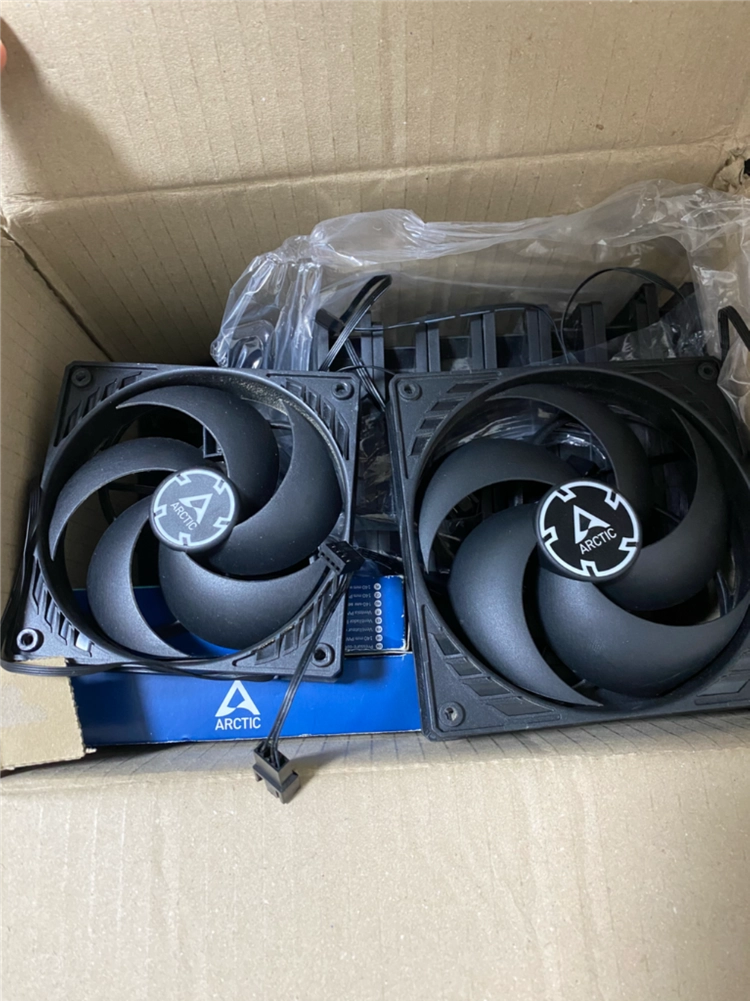 Arctic P12 , p14 PWM PST 팝니다 - 안심되는 중고거래