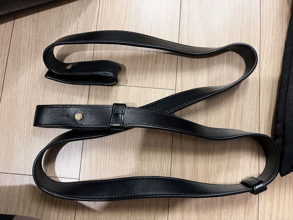 [정품] 셀린느 버티컬 카바스 토트백 미디엄 스트랩포함 이미지