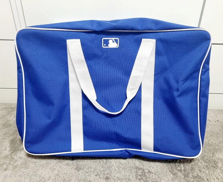 MLB 여행가방 이미지