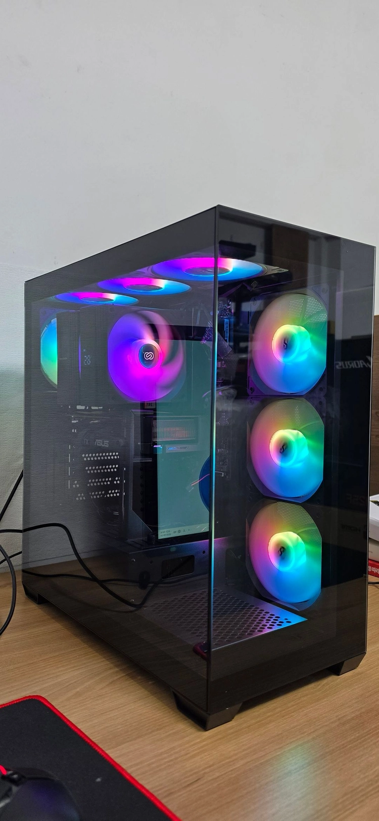 게이밍본체 i5-14600KF/ DDR5 32GB/ RTX5060 8GB/ WD 1TB NVMe 이미지