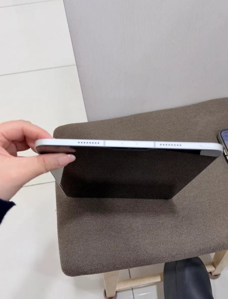 아이패드 프로 11 4세대 M2칩 실버 128GB wi-fi+cellular 팝니다 이미지