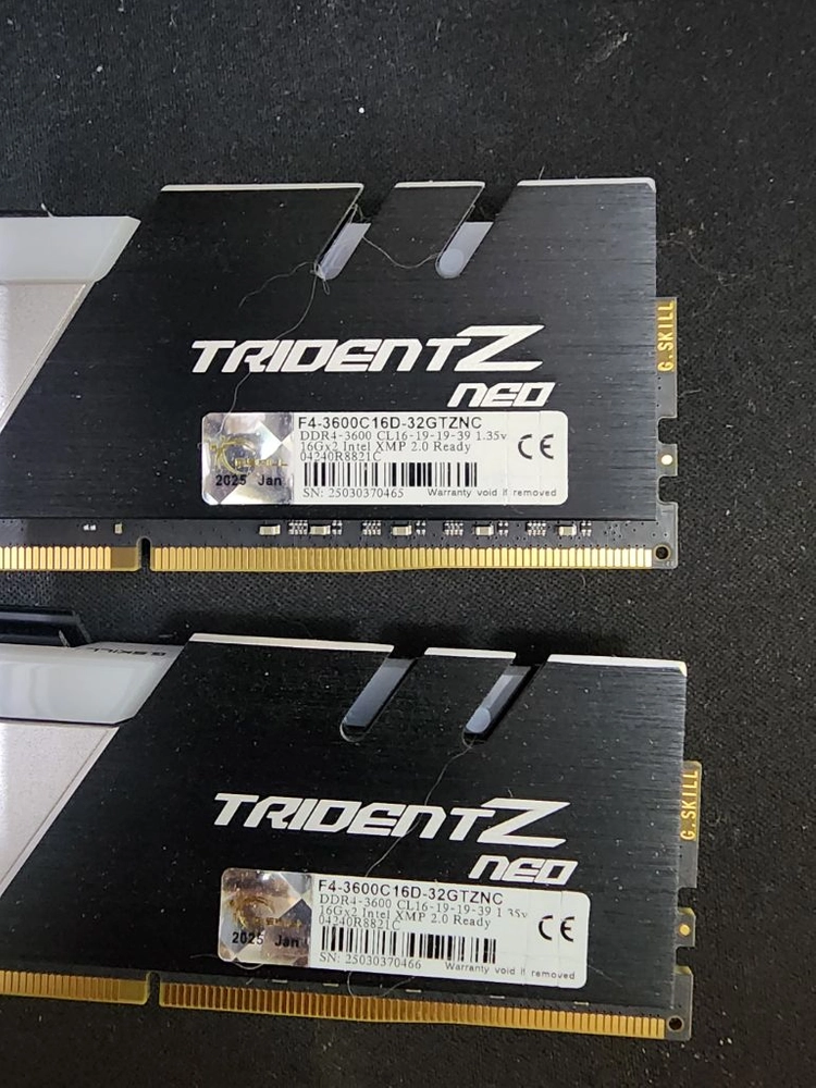 부품 5700x3d,asus b450m,지스킬 ddr4 32기가,공랭쿨러 이미지