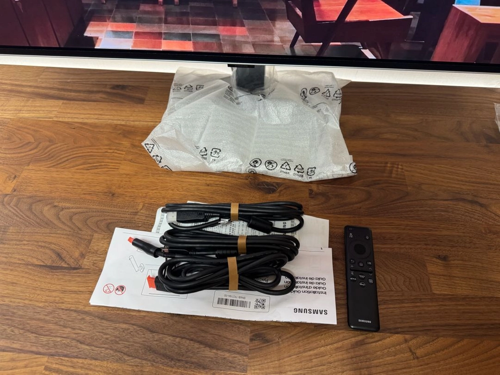 삼성 오디세이 G80SD 32인치 OLED모니터 이미지