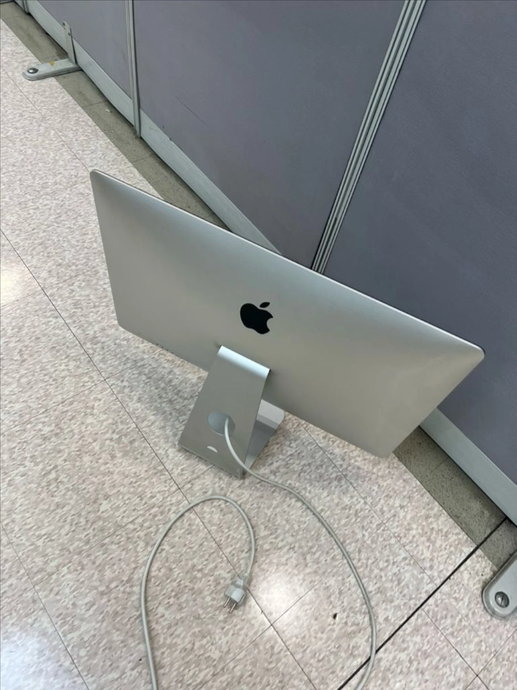 아이맥 27인치 5k 2019 i9 40g/ssd1tbssd128 이미지