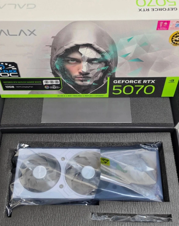 갤럭시 RTX 5070 ex gamer 화이트 - 안심되는 중고거래