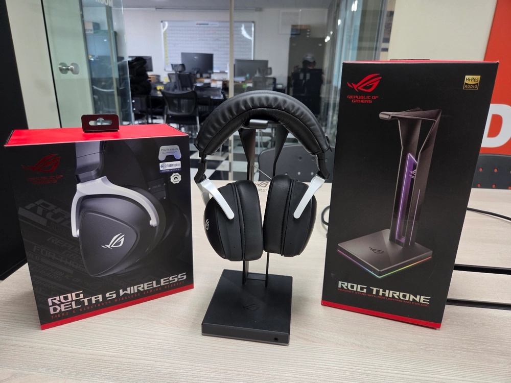 ASUS ROG Deltha S Wireless 무선 헤드셋 & ROG Throne 거치대 - 안심되는 중고거래