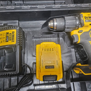 디월트 20V MAX 브러쉬리스 충전 해머 드릴 DCD709 이미지