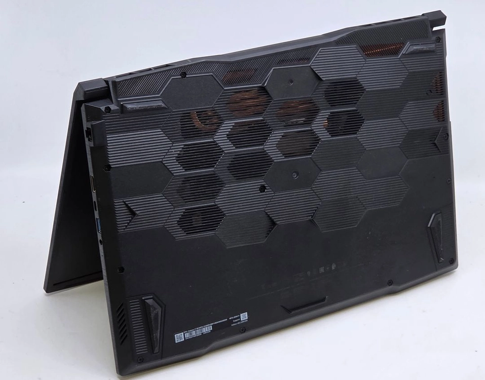 MSI Sword GF76 B13VFK i7-13620H RTX4060 16GB 512GB 게이밍 노트북 17인치 이미지