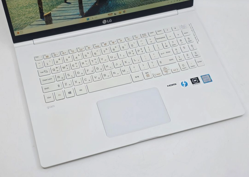 LG 그램17 17ZD990-VX50K i5 8GB SSD 512GB WQXGA 17인치 중고 노트북 이미지