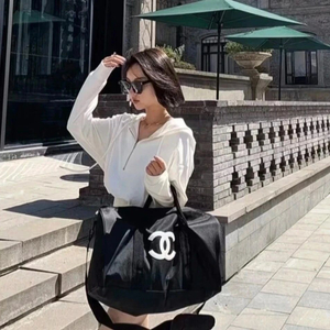 샤넬보스턴백 운동가방 여행가방 남여공용 이미지
