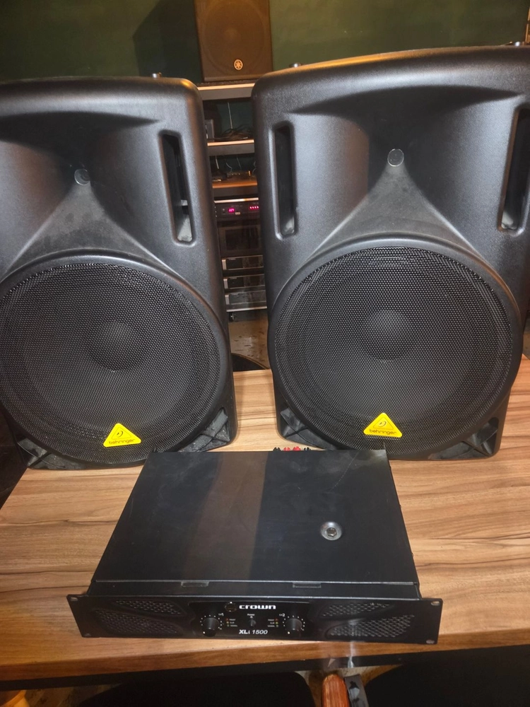 베링거 B215XL 15인치 스피커 2개 일괄 (세트) + 크라운 XLi 1500 앰프 - 안심되는 중고거래