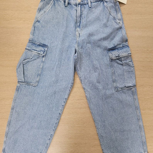 H&M 배기핏 카고 청바지 32/30사이즈 새제품 4만원 이미지