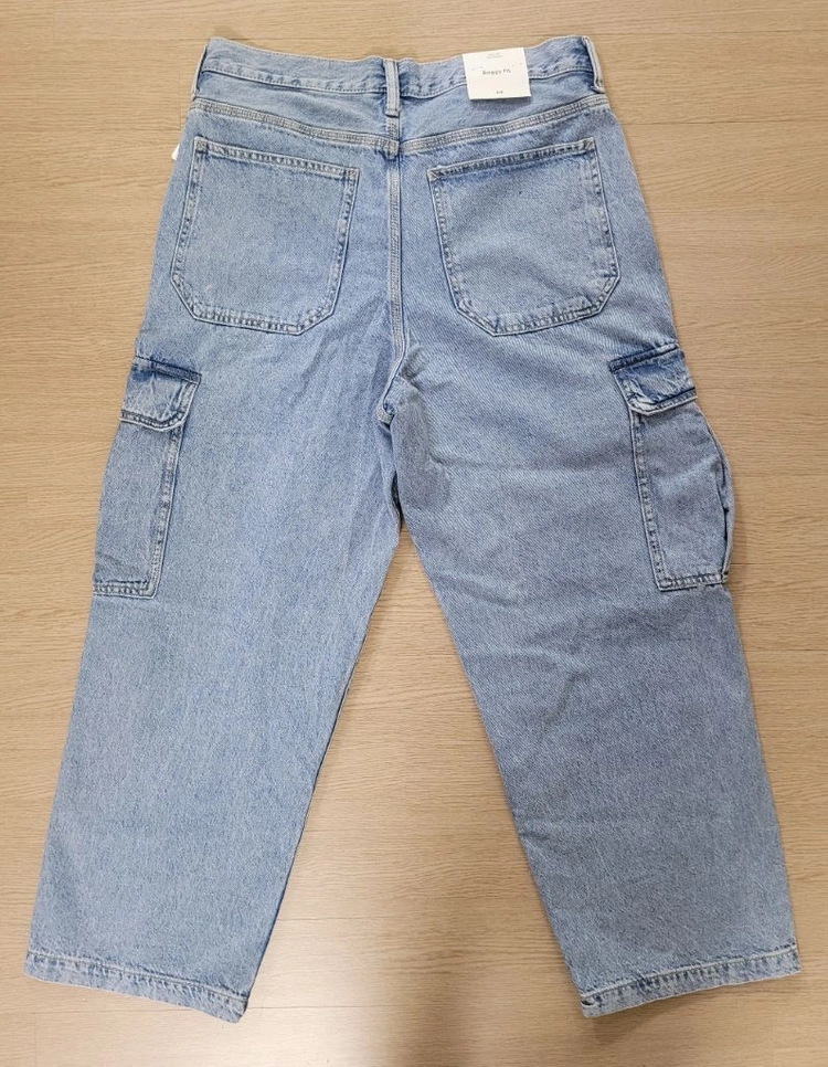 H&M 배기핏 카고 청바지 32/30사이즈 새제품 4만원 이미지