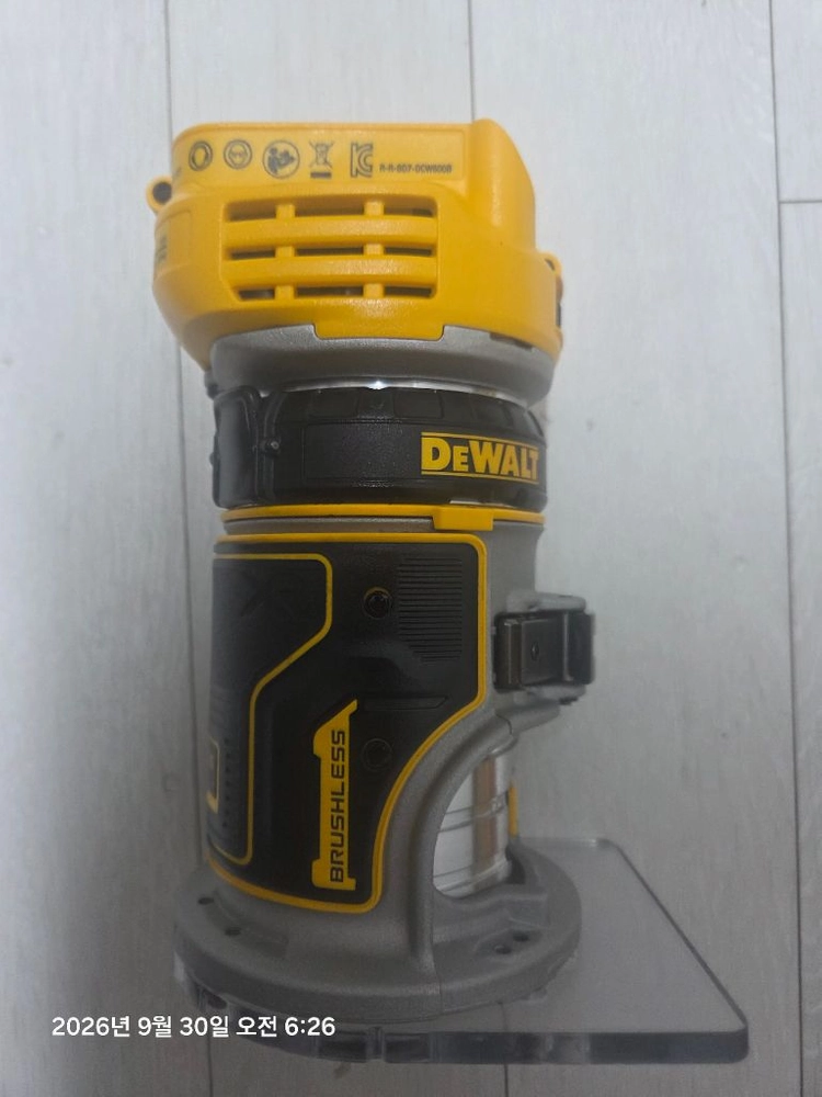 디월트 정품 무선 트리머 DCW600N 국내정발정품 새제품 이미지
