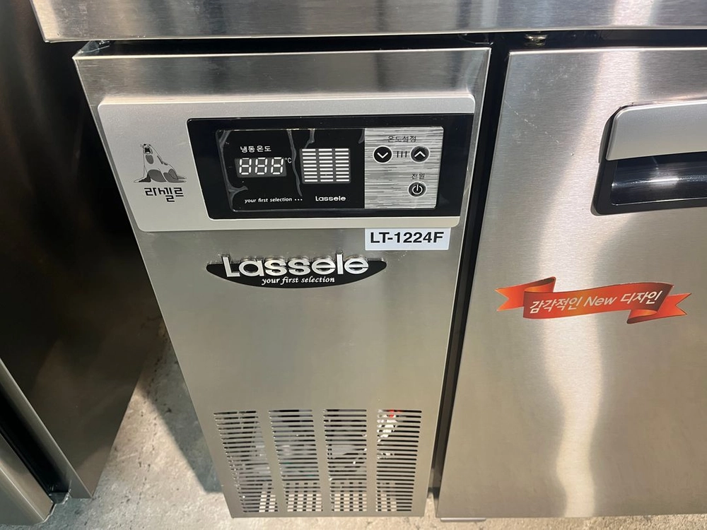 라셀르 테이블냉동고 1200 중고 간냉식 LT-1224F 베이커리 카페 작업대냉동고 업소용 이미지