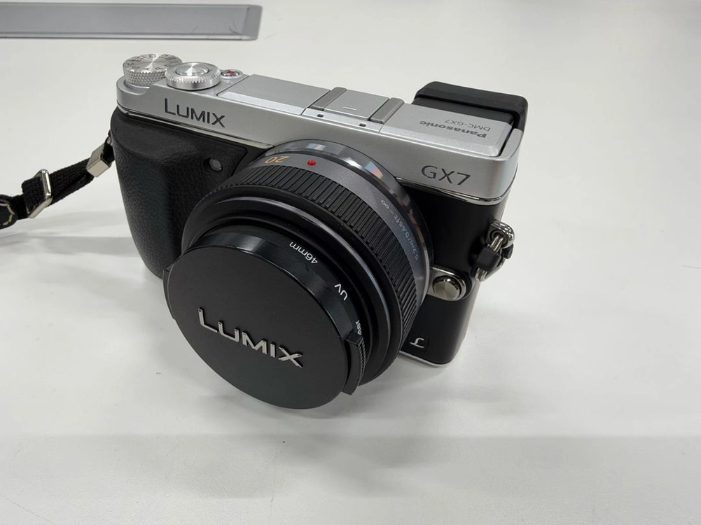 파나소닉 정품 DMC-GX7 미러리스 카메라 20.7 단렌즈 셋트로 판매합니다 이미지