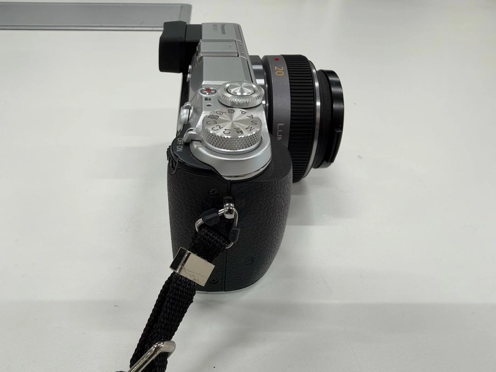파나소닉 정품 DMC-GX7 미러리스 카메라 20.7 단렌즈 셋트로 판매합니다 이미지