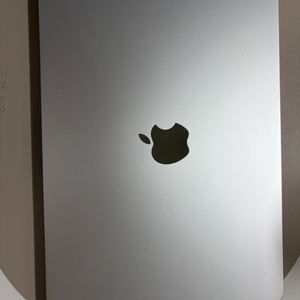 애플 맥북에어 13인치 M5 16GB/512GB 실버 배터리 100% 이미지