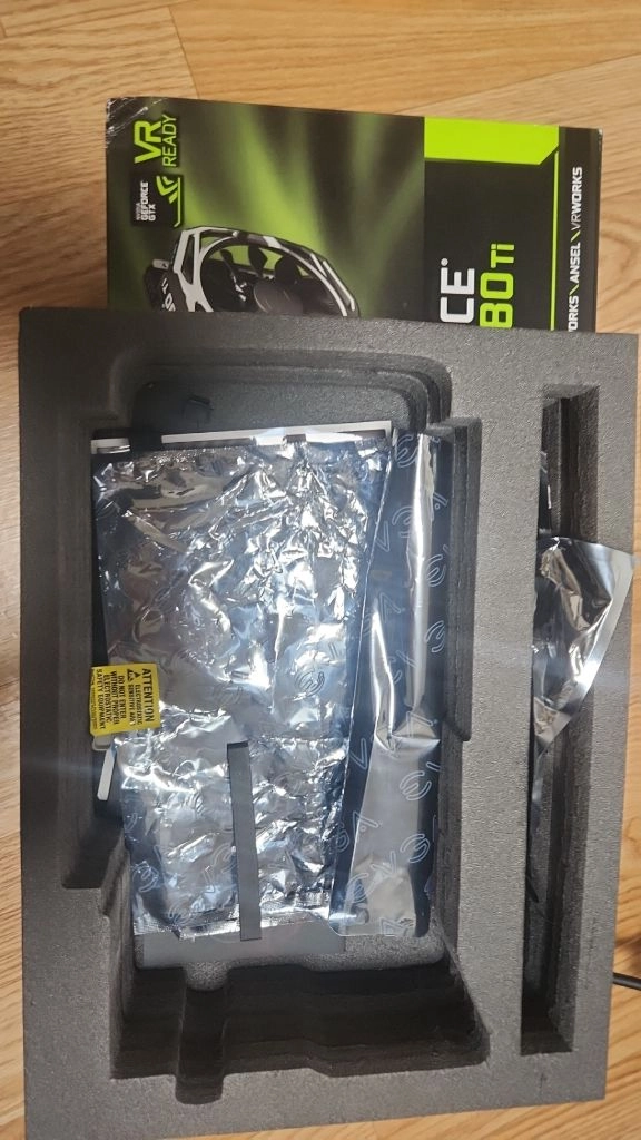 evga GTX 1080 Ti ftw3 풀박스 이미지