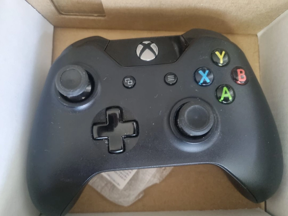 상태좋은 풀박스 XBOX ONE 1TB 이미지