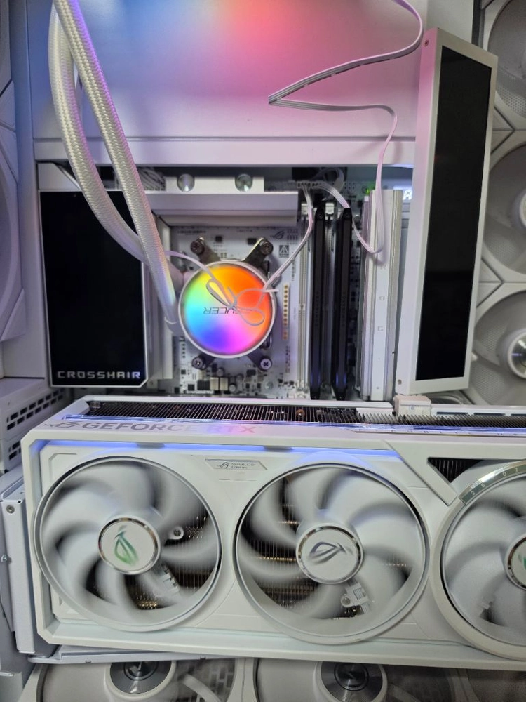 커세어 도미네이터 티타늄 DDR5 96GB 블랙 튜닝램 팝니다 이미지