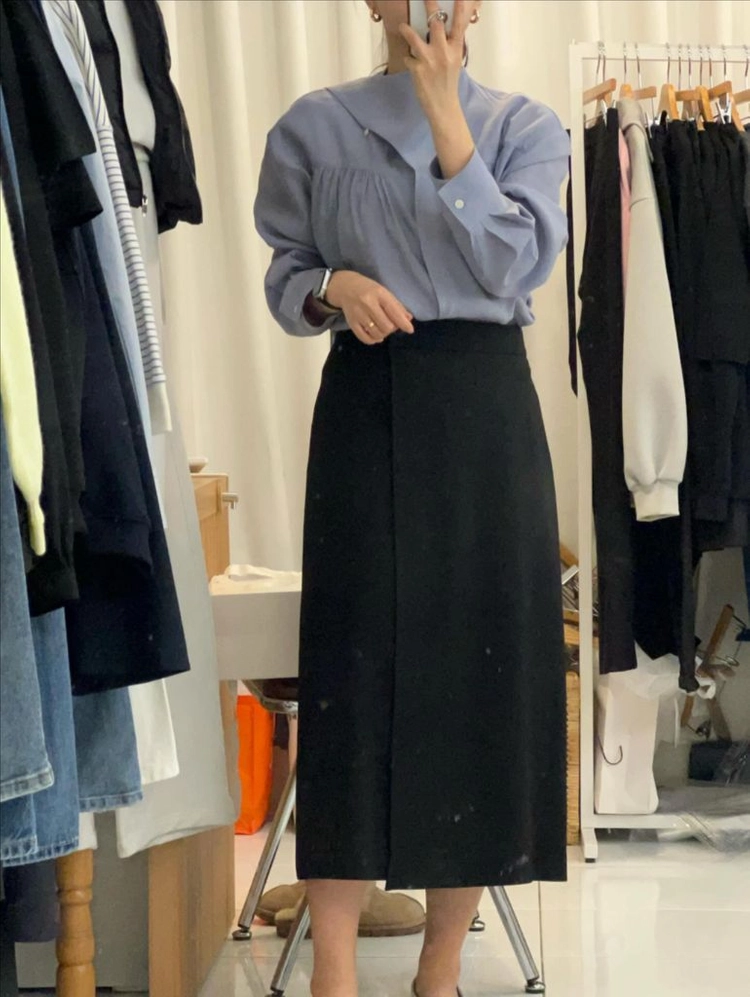 OUR 베이지,검정 2개 일괄 판매 하객룩 데일리룩 오피스룩 스커트 이미지