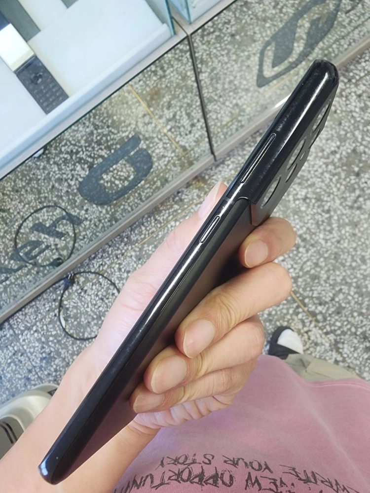 갤럭시S21울트라 블랙 자급제 256기가 램12기가 공기계(모든기능 다정상!) 이미지