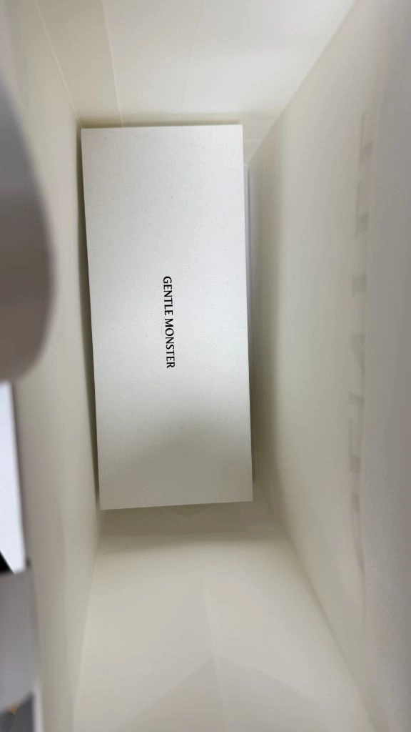 새제품 젠틀몬스터 노호01 블랙 선글라스 이미지