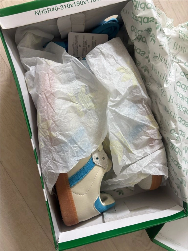 아디다스 삼바 OG 스포티앤리치 230 이미지