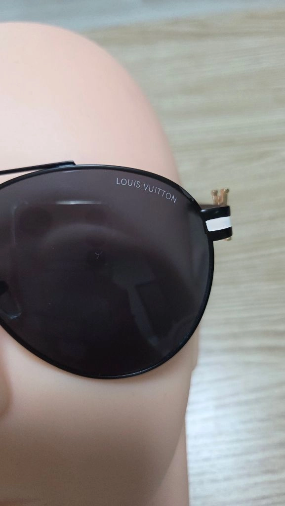 루이비통 선글라스 새상품 이미지