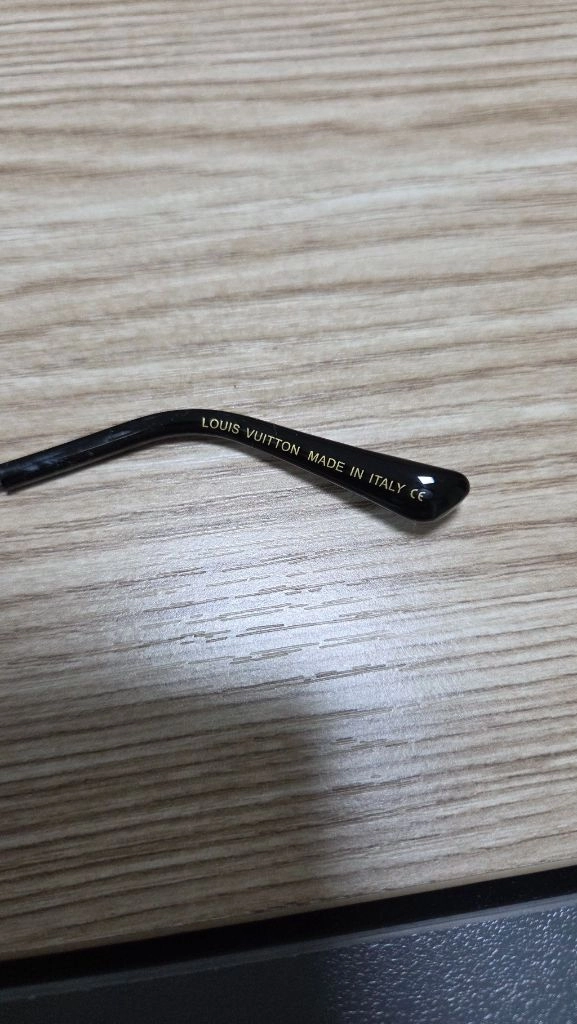 루이비통 선글라스 새상품 이미지